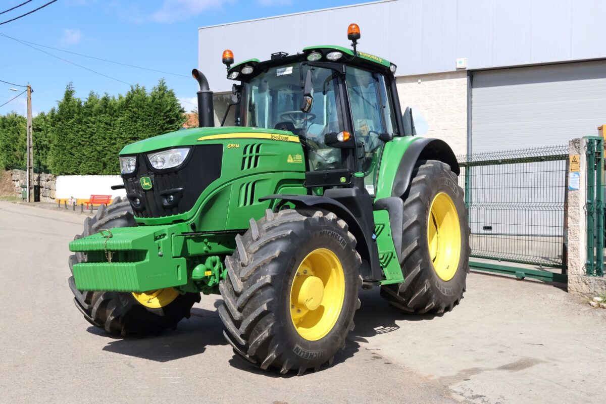 John Deere 6155M