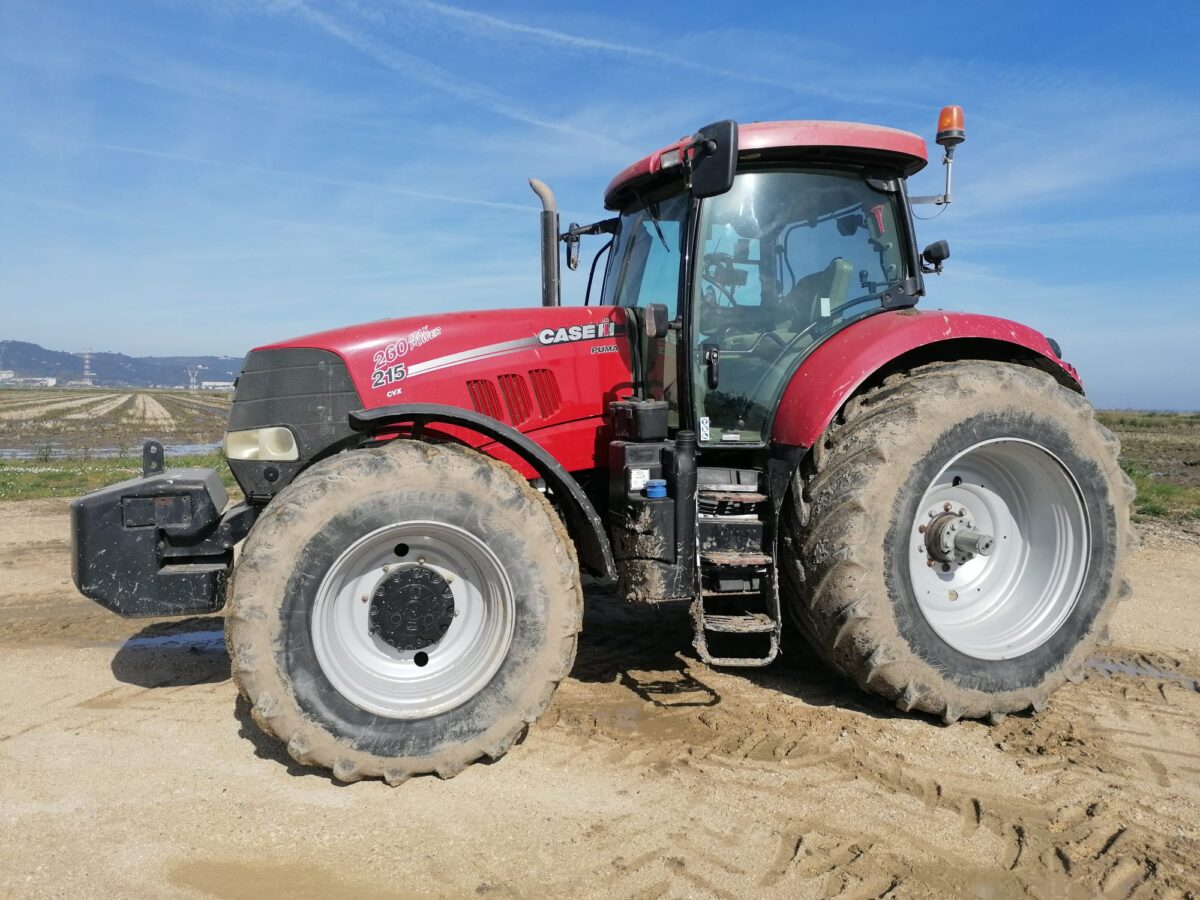 Case IH Puma 215