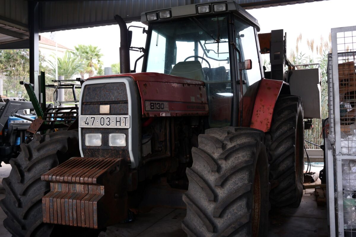 Massey Ferguson 8130