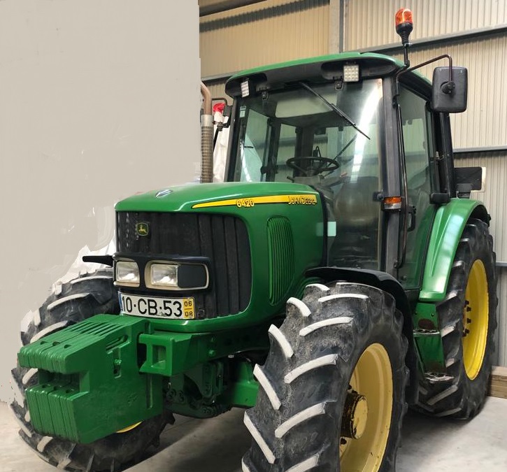 John Deere 6420